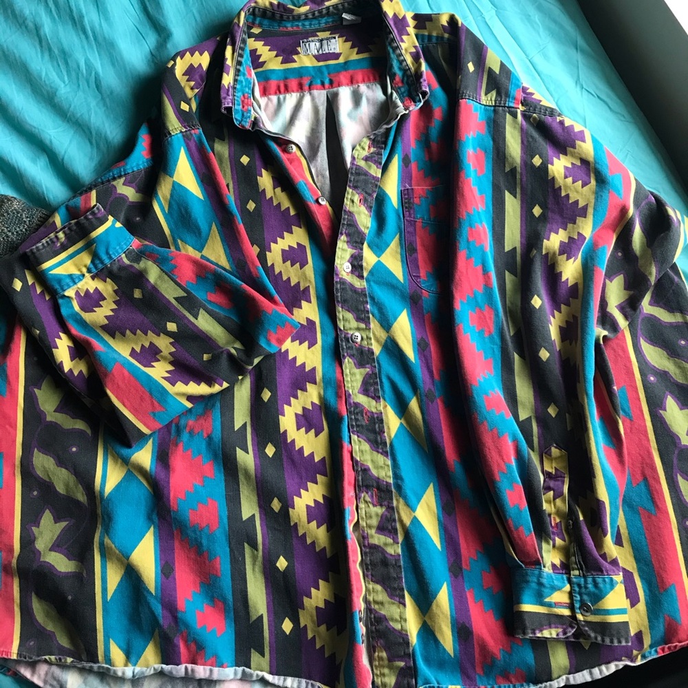 International Male Unisex button down Multicolored